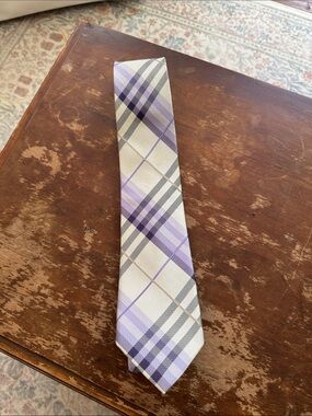 Croft & Barrow Classic Plaid Men's Tie in Lavender and Gray